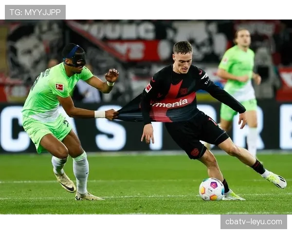 勒沃库森逆转取胜，状态回暖斩获德甲新赛季开门红